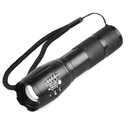 Balíček 1+1 Taktická LED svítilna se zoomem a voděodolností - 3 profesionální režimy svícení